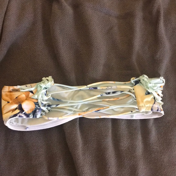 Rip curl strapless bathing suit top - Picture 2 of 3